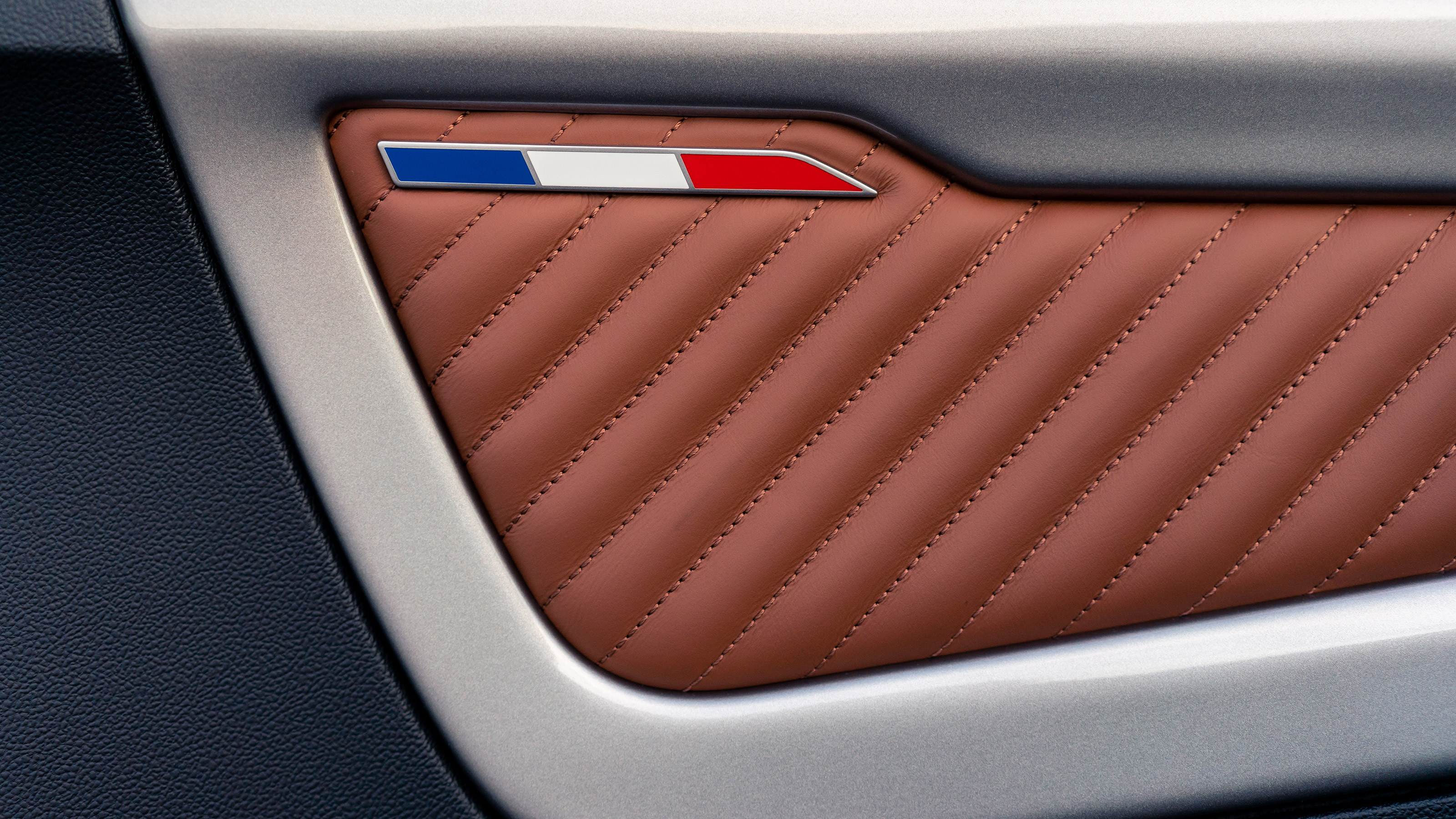 Alpine A110 Legende GT - door detail