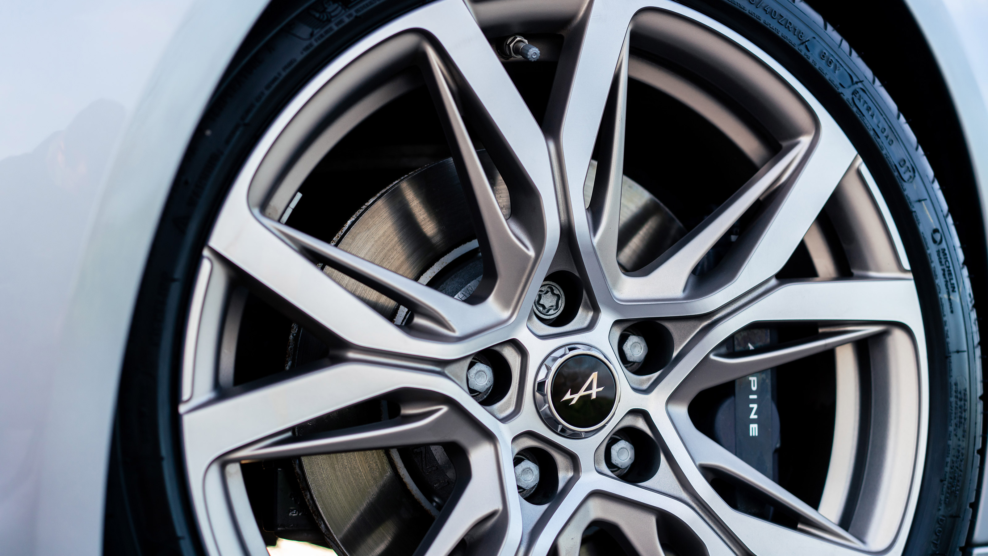Alpine A110 Legende GT - wheel
