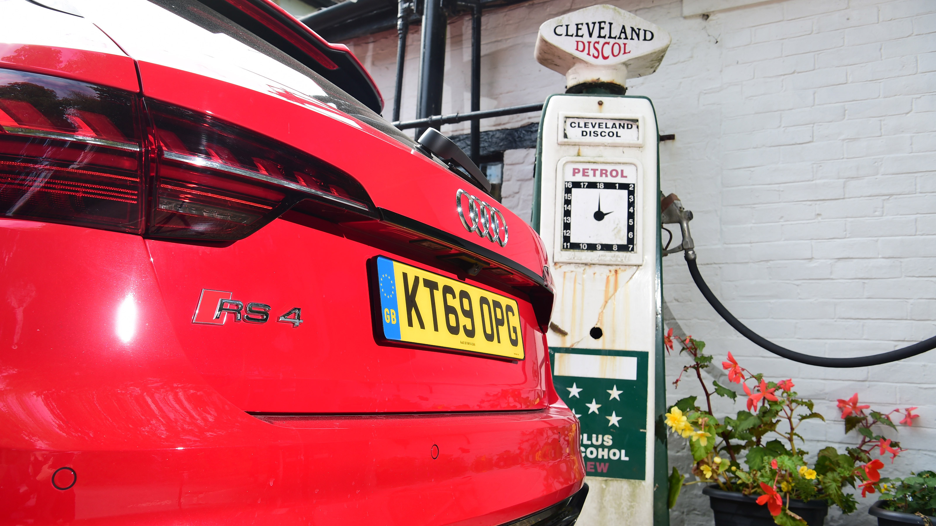 Audi RS 4 Avant long termer second report - fuel