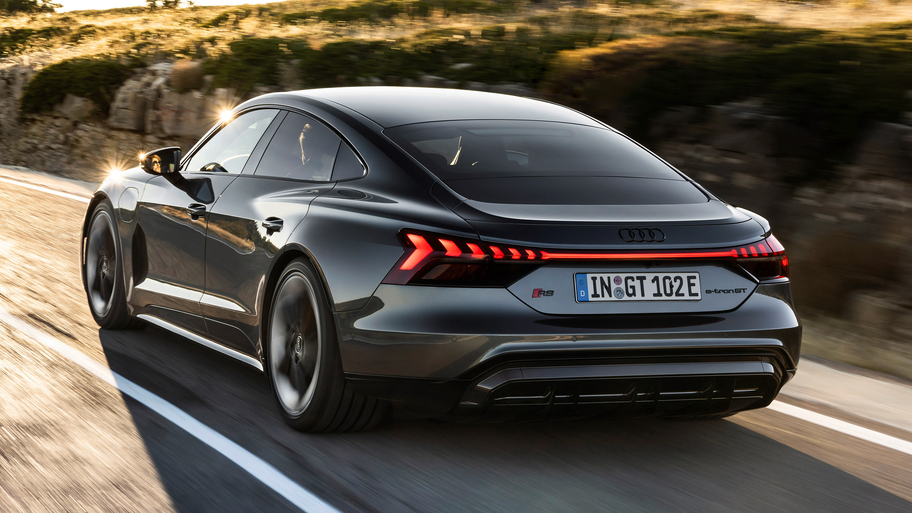 Audi RS e-tron GT - rear action