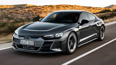 Audi RS e-tron GT - front action