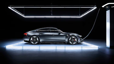 Audi RS e-tron GT - charging