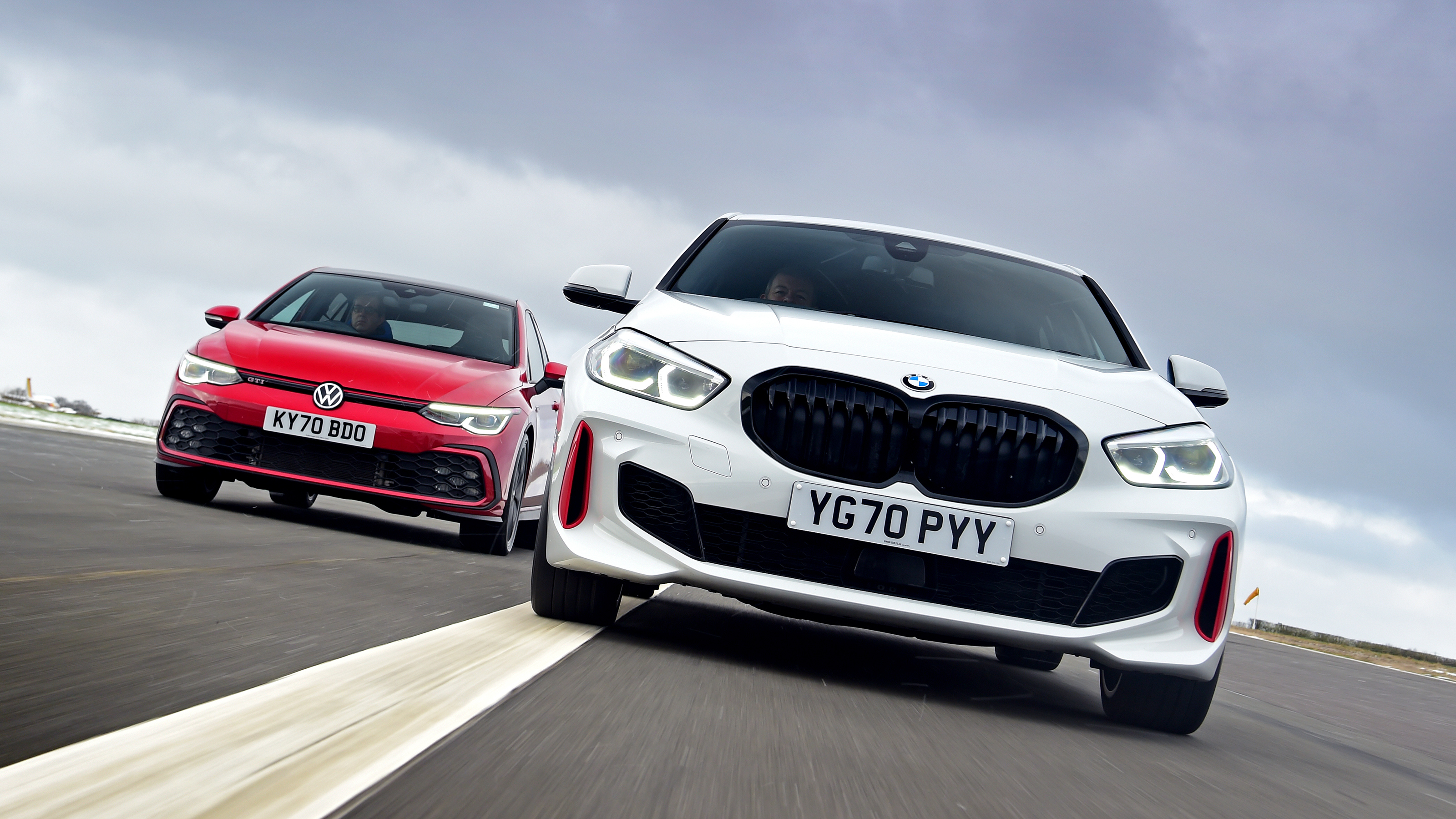 BMW 128ti vs Volkswagen Golf GTI