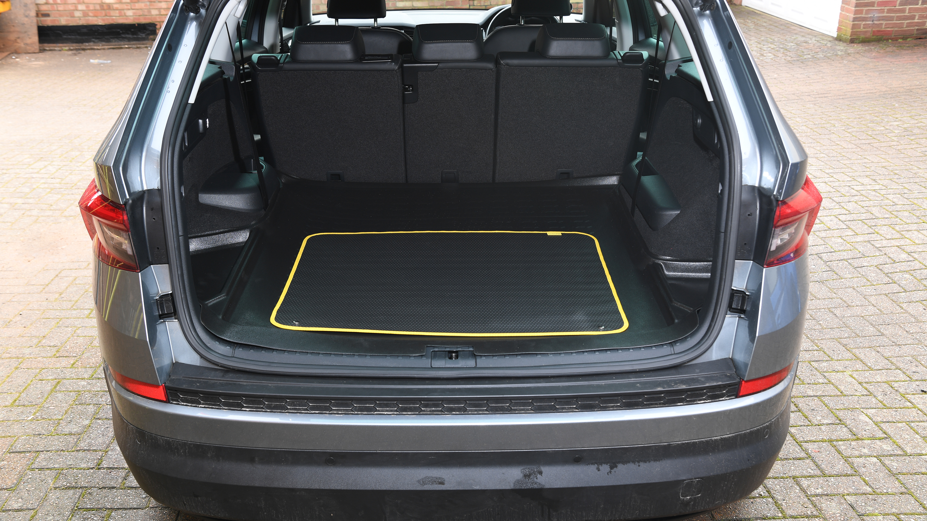 CarBox Form S