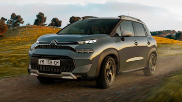 Citroen C3 Aircross - front/side action