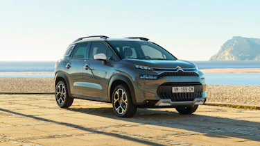 Citroen C3 Aircross - side/front static
