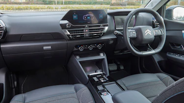 Citroen e-C4 - dash