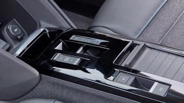 Citroen e-C4 - interior detail