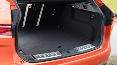 Jaguar F-Pace SVR - boot