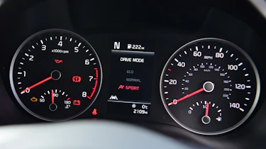 Kia Rio facelift - dials