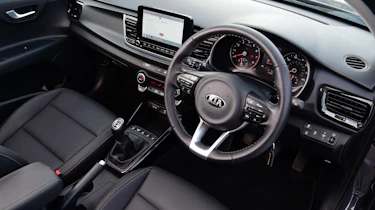 Kia Rio facelift - cabin