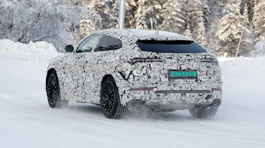 Lamborghini Urus spy - rear