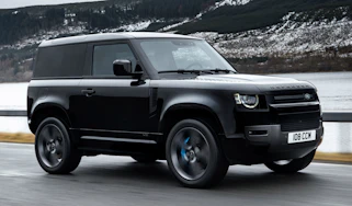 Land Rover Defender 90 V8 - front