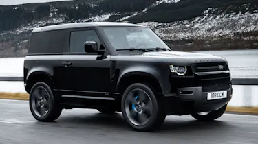 Land Rover Defender 90 V8 - front