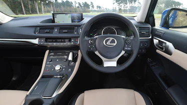 Lexus CT 200h