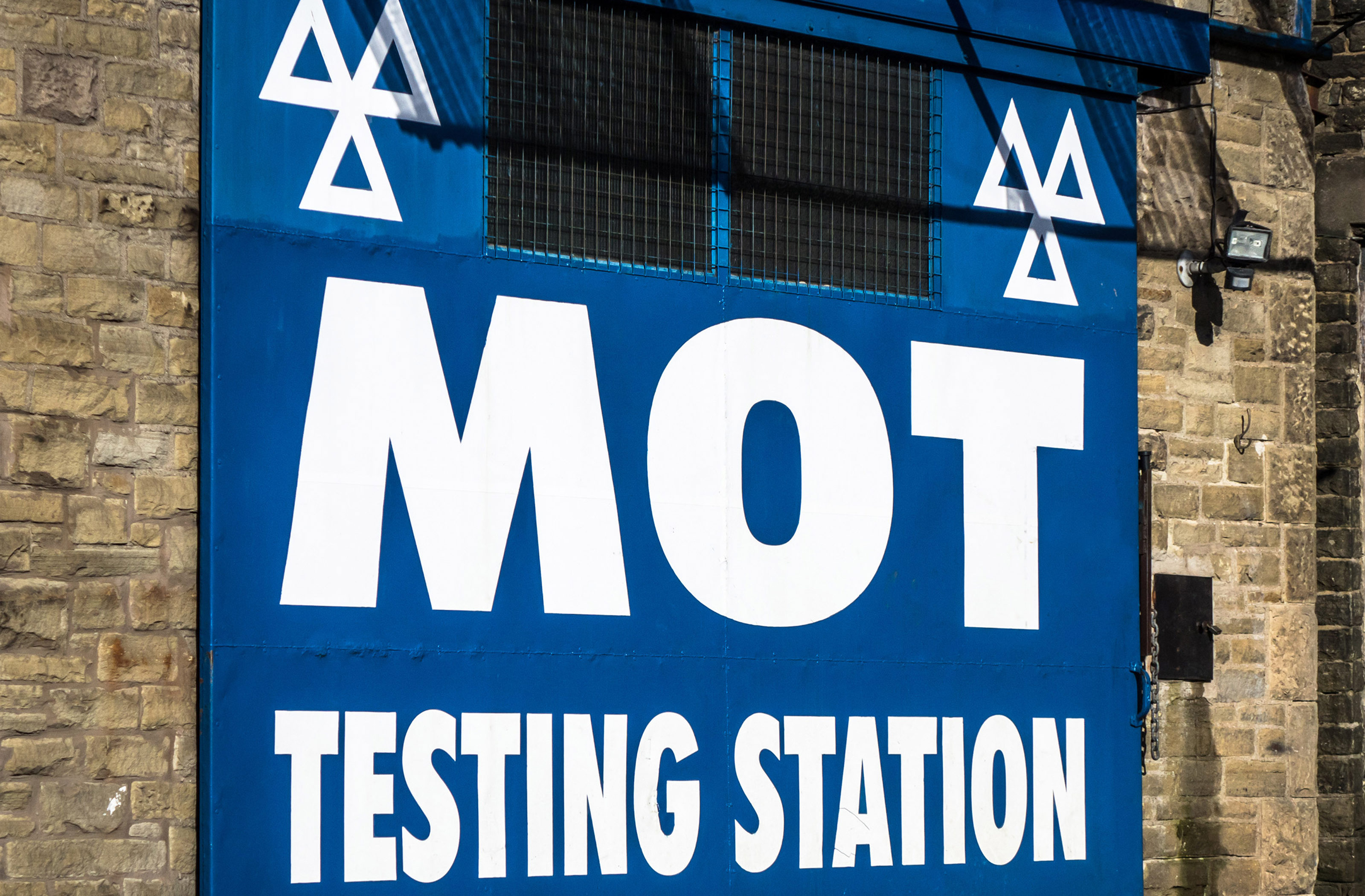MOT