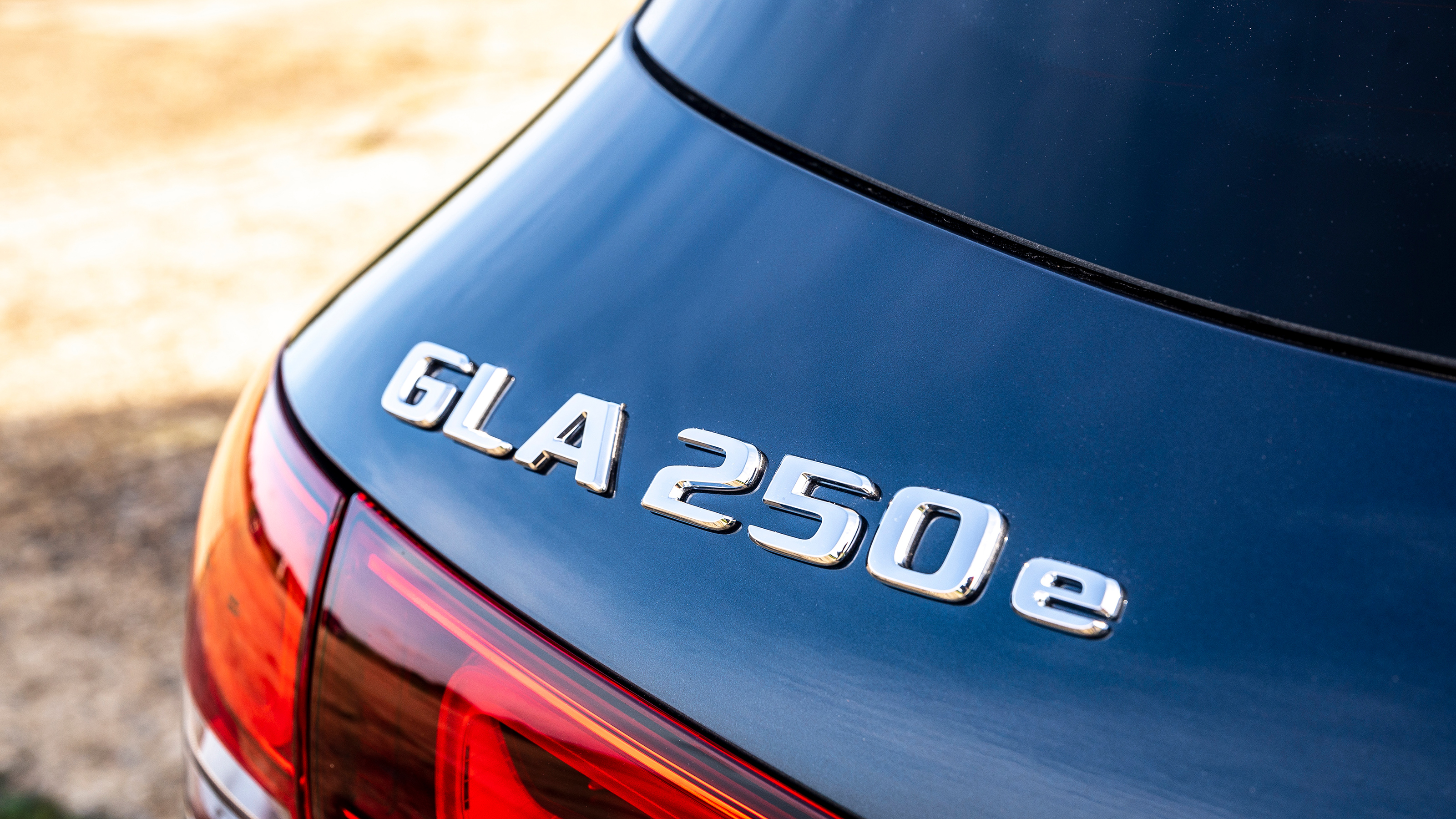 Mercedes GLA 250 e - badge