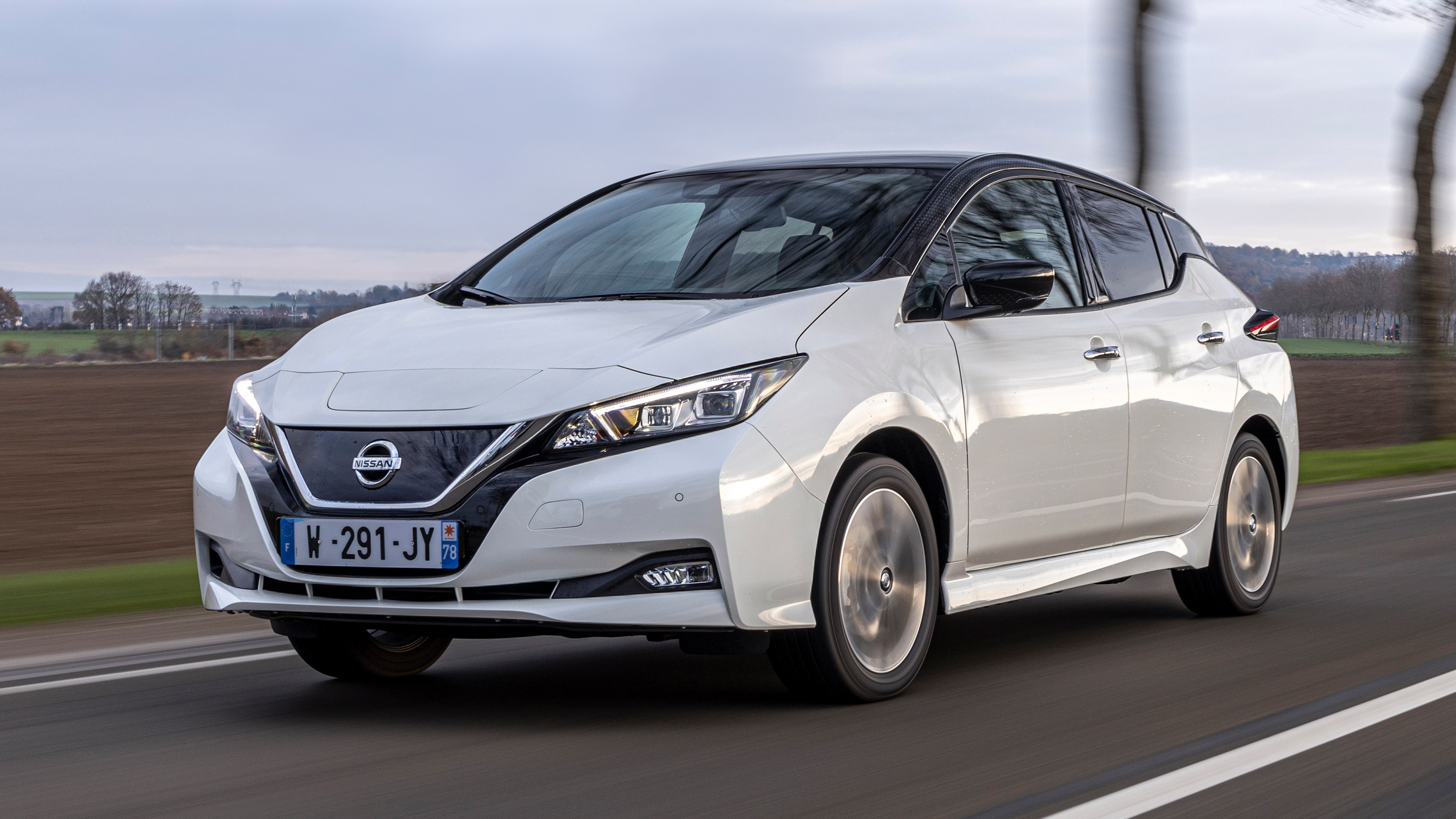 Nissan Leaf10 - main