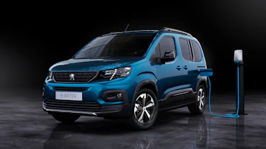 Peugeot e-Rifter - front