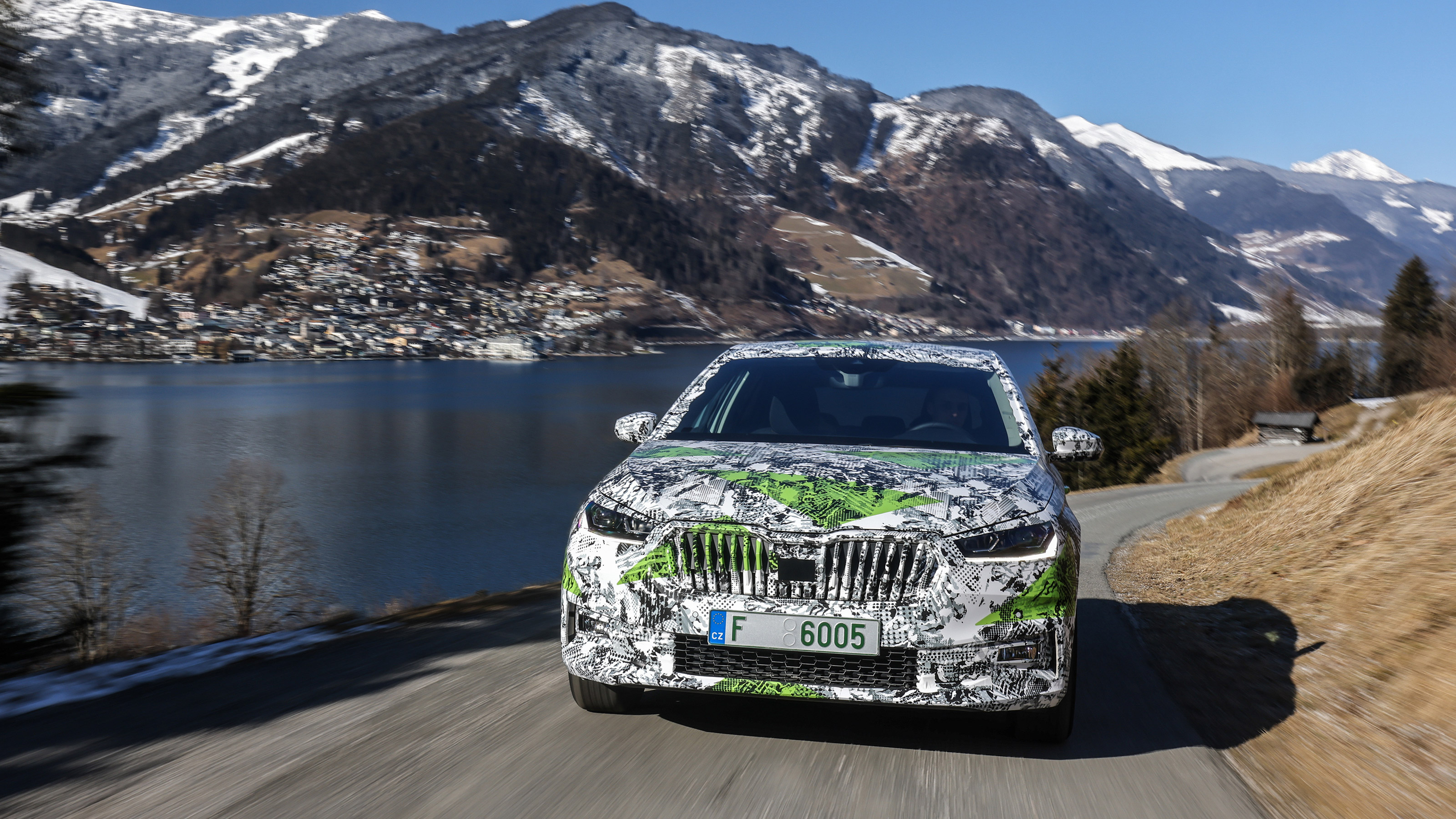 Skoda Fabia prototype - full front
