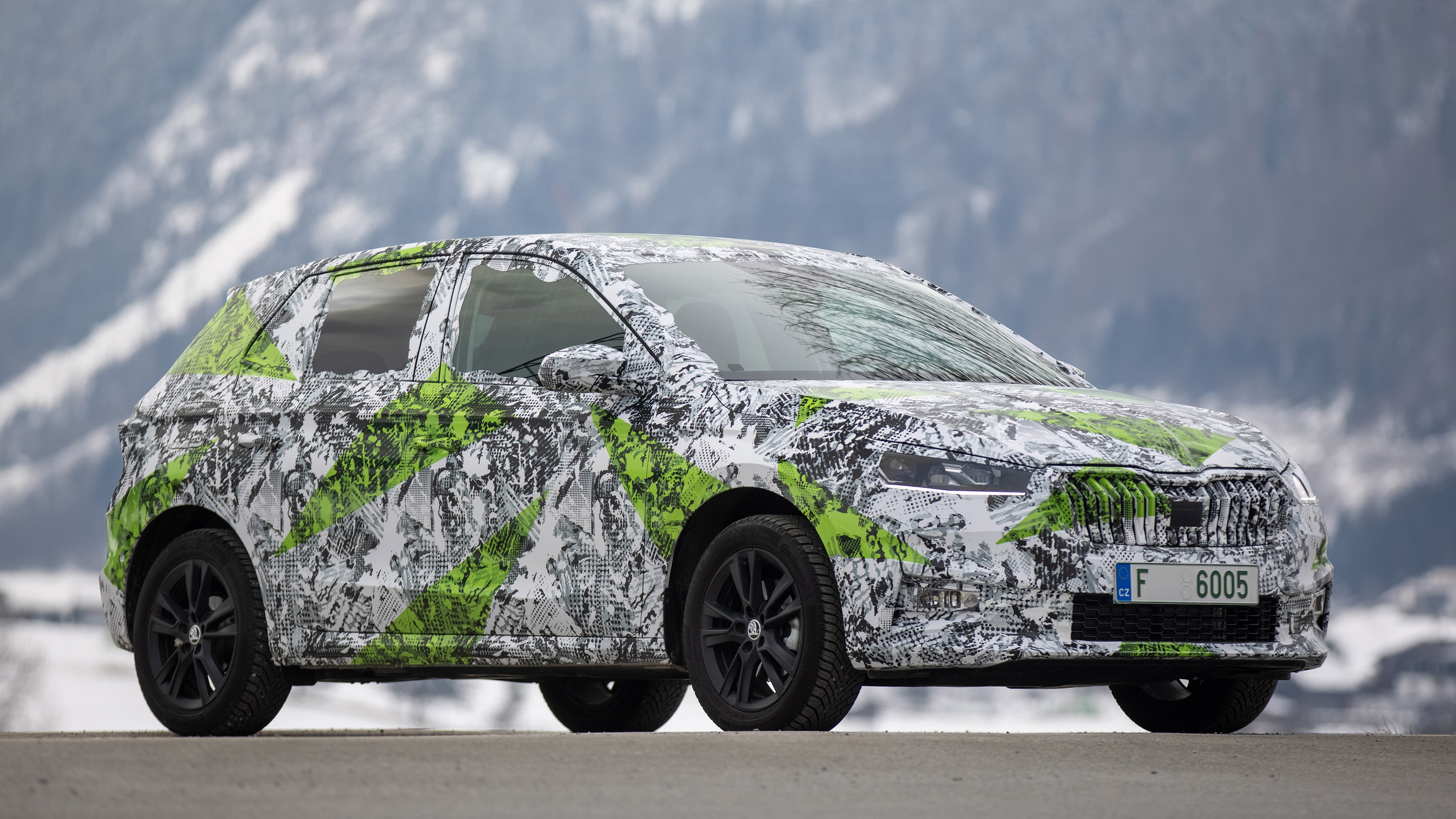 Skoda Fabia prototype - front static
