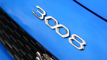 Peugeot 3008 - badge