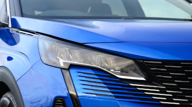 Peugeot 3008 - headlight