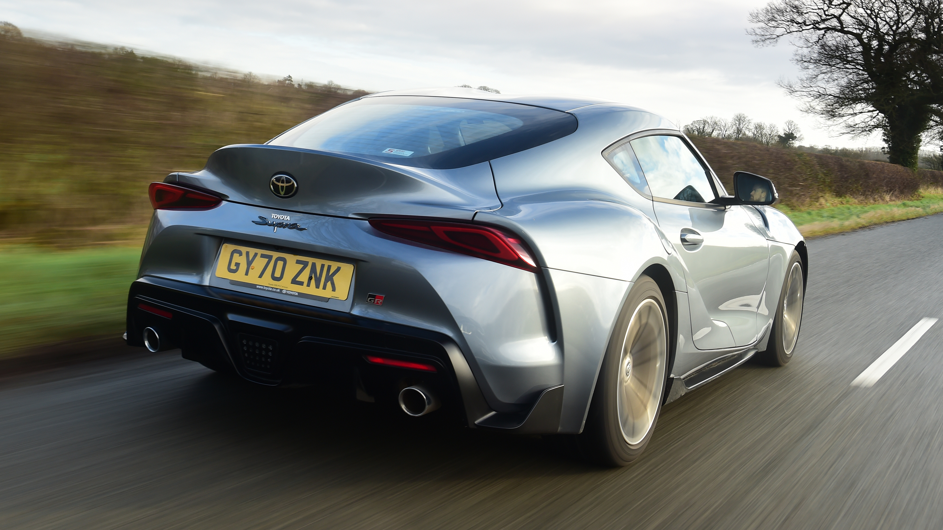 Toyota Supra - rear tracking