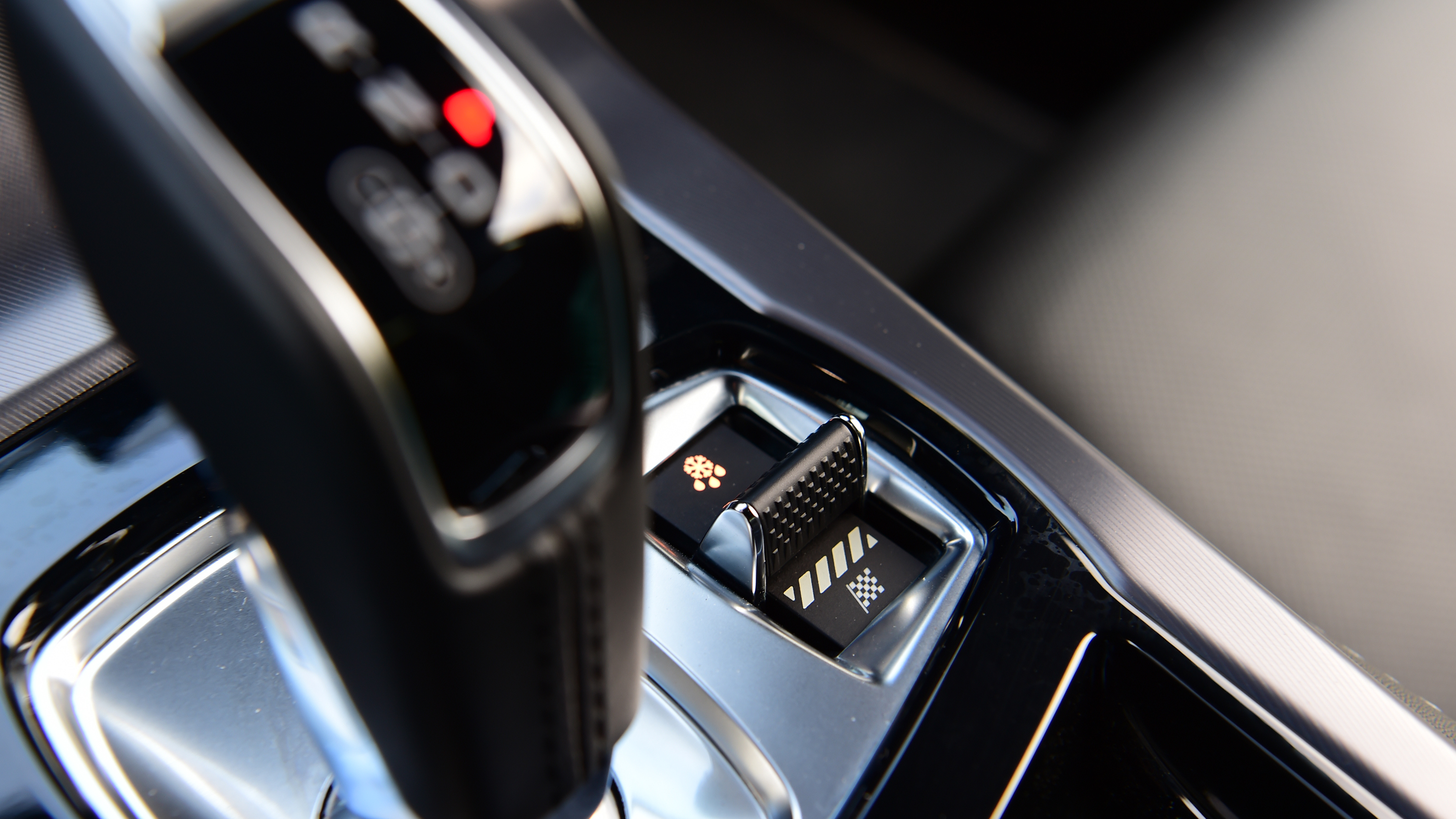 Jaguar F-Type - gear lever 