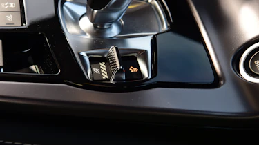 Jaguar F-Type - gear lever