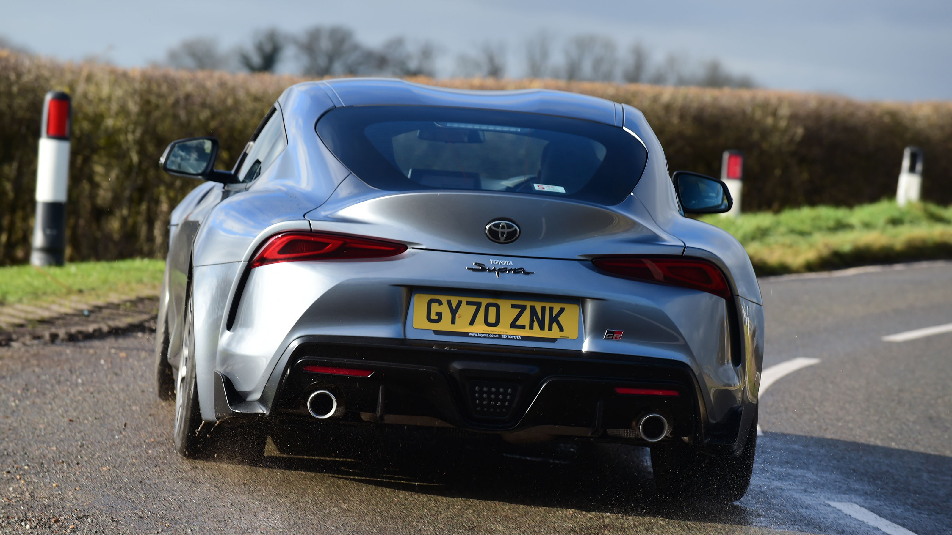 Toyota Supra - cornering