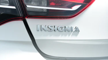 Vauxhall Insignia 1.5 diesel - badge