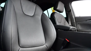 Vauxhall Insignia 1.5 diesel - seat detail