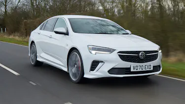 Vauxhall Insignia GSi - front tracking