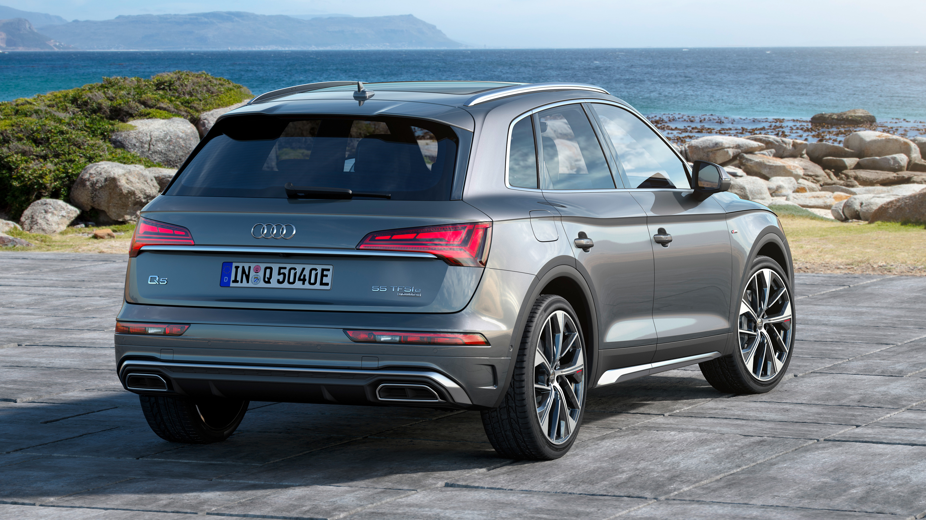 Audi Q5 Sportback TFSI e PHEV - rear