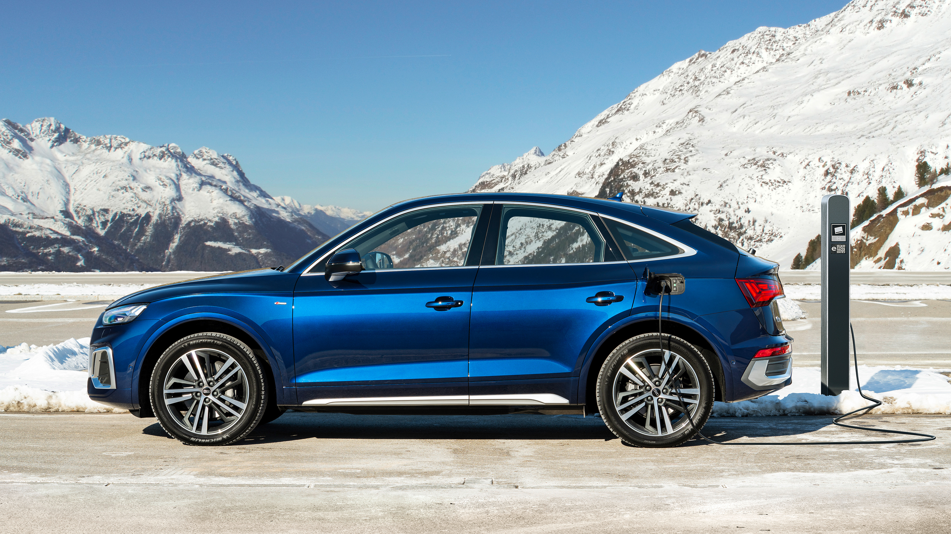 Audi Q5 Sportback TFSI e PHEV - plug
