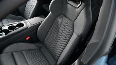 Audi e-tron GT - front seats