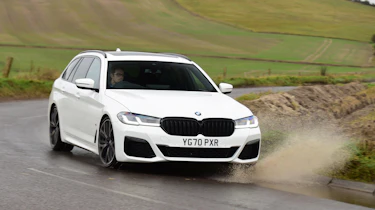 BMW 530d Touring - front
