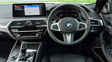 BMW 530d Touring - dash