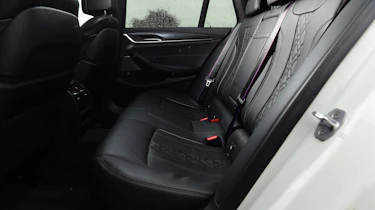 BMW 530d Touring - rear seats