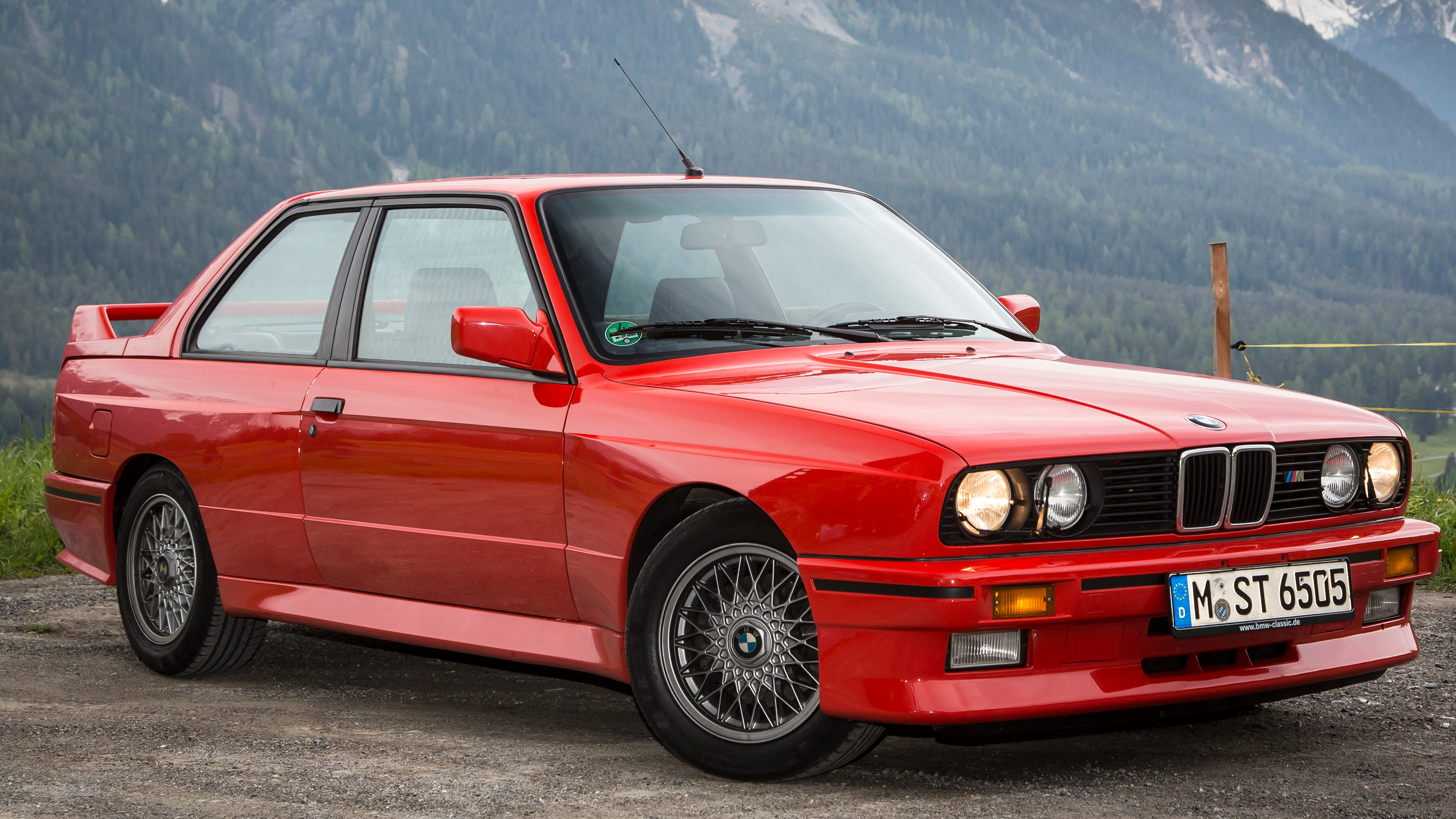 BMW M3 (E30) - front static