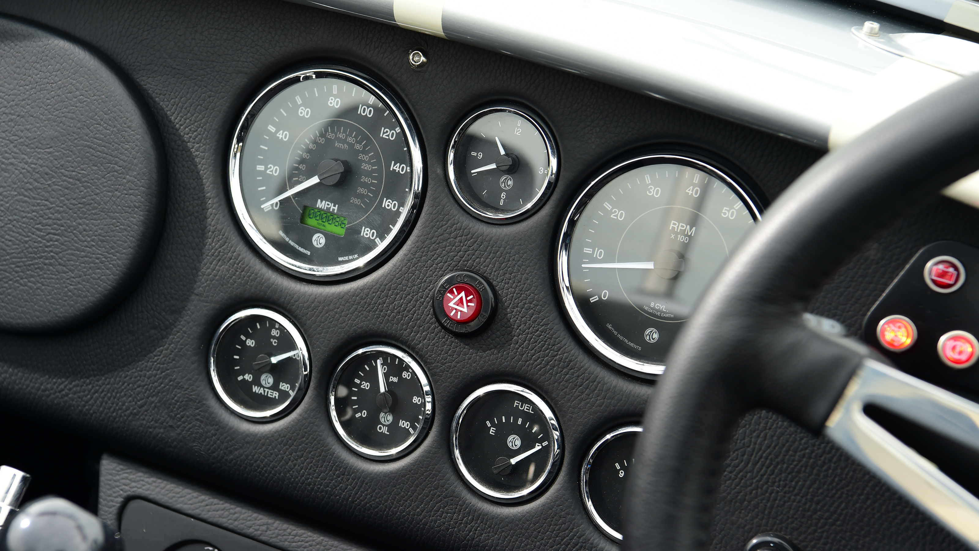 AC Cobra 378 Superblower - dials