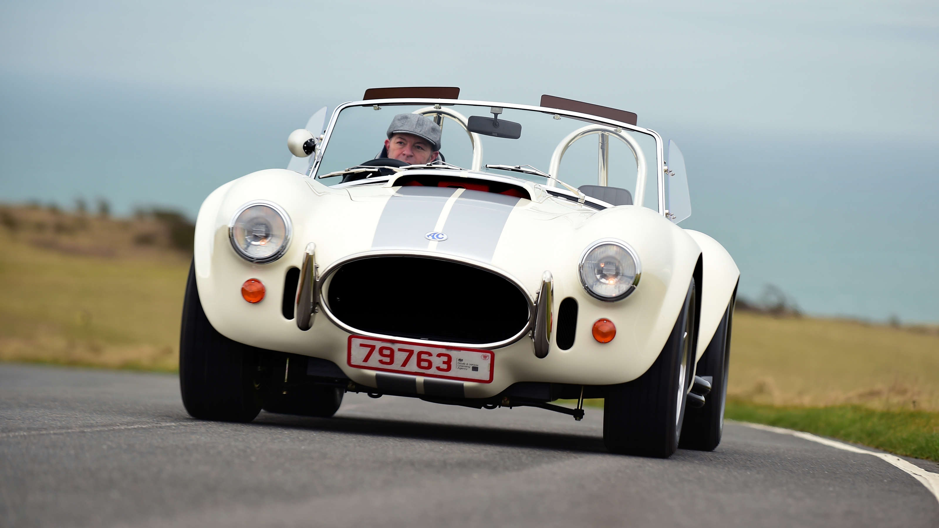 AC Cobra 378 Superblower - cornering