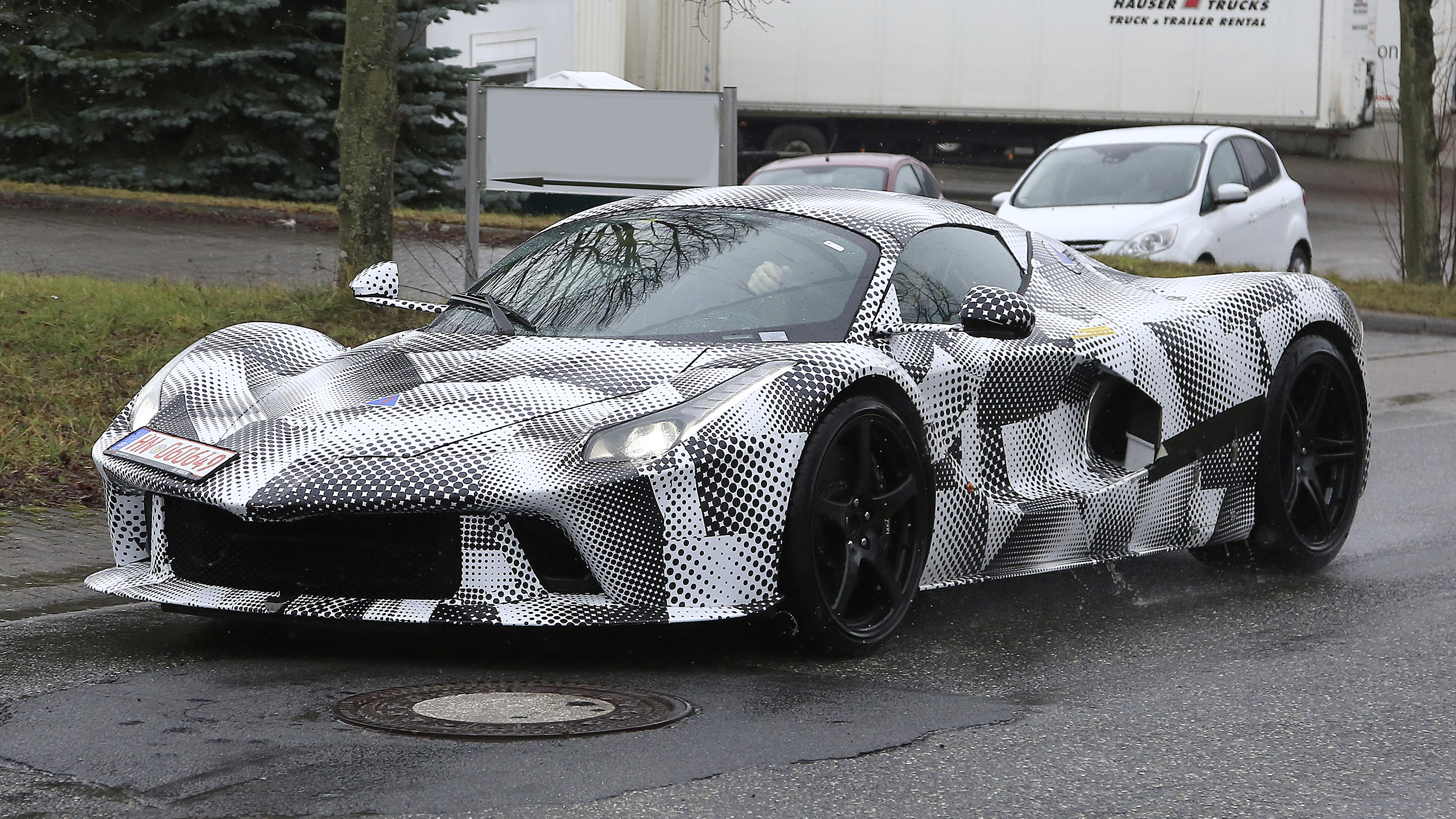 Ferrari hypercar - spyshot 4