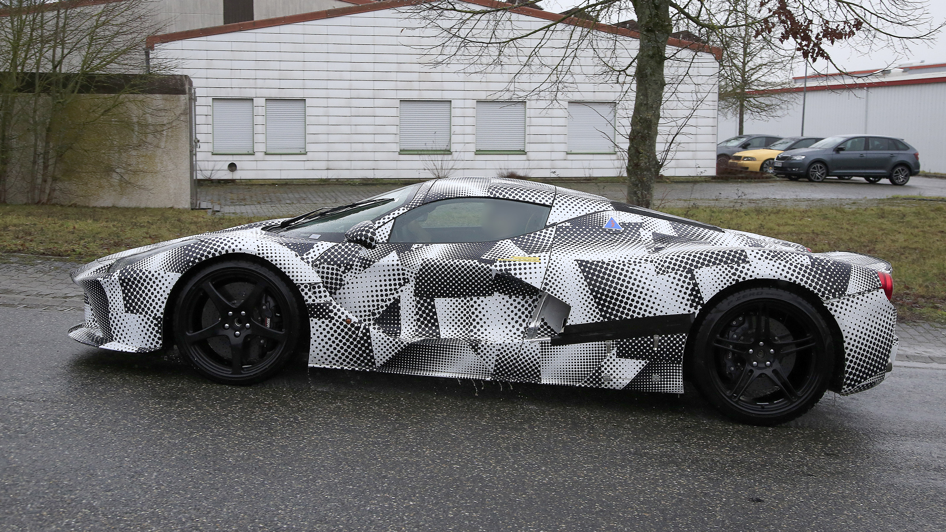 Ferrari hypercar - spyshot 7