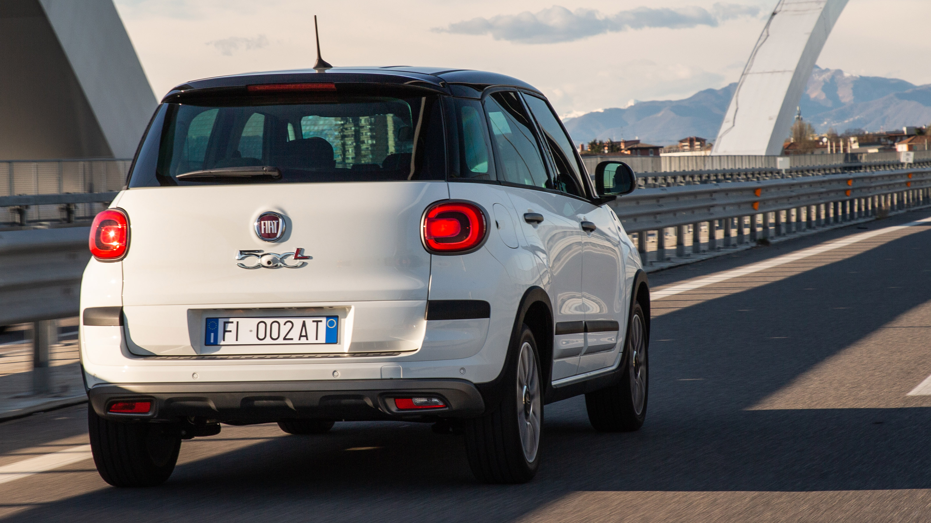 Fiat 500L Google - rear