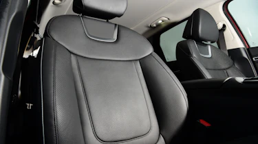 Hyundai Tucson - front seats