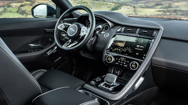 Jaguar E-Pace PHEV - dash