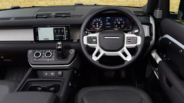 Land Rover Defender 90 D250 - dash
