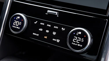 Land Rover Discovery - centre console